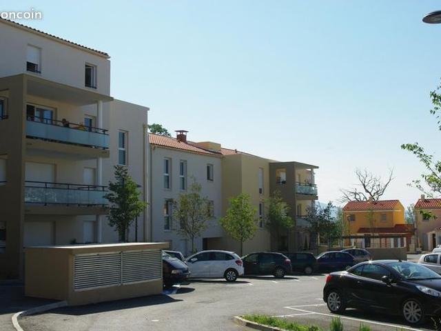 F4 avec garage et parking QUARTIER CAIS