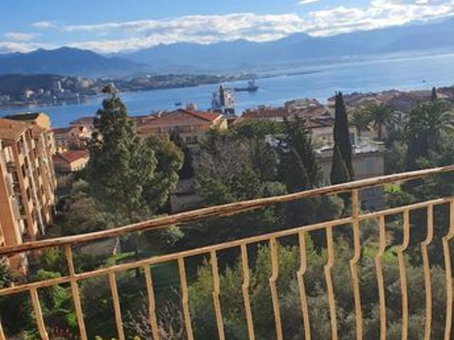 F4 Secteur Laetitia 130m²