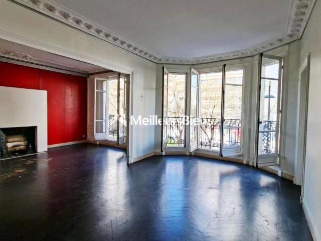 F5 traversant Rare Parquet Moulures Cheminées!