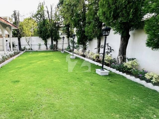 F6 House For Sale Top Location Peaceful Street