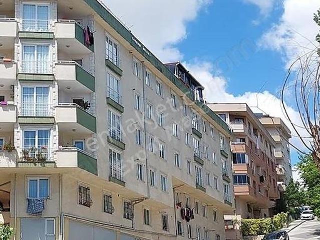 Fındıklı' Da Caddeye Cephe Manzaralı Boş Tertemiz 2+1 90m2