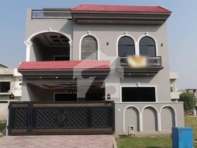 F Block 7 Marla Desirable House For Sale At Investor Rate