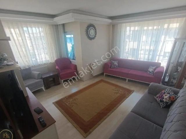 F l Den Esenevlerde Full Eşyalı Bakımlı 2+1