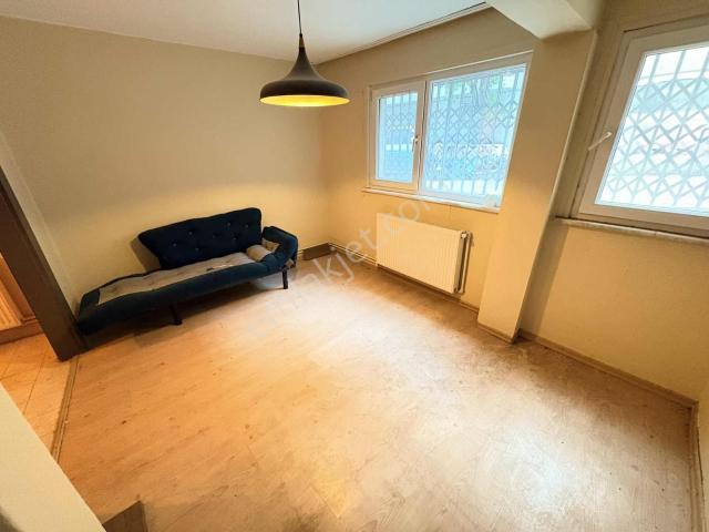 F l Den Selimiye'de Bahçe Kullanımlı, Temiz Kiralık Daire