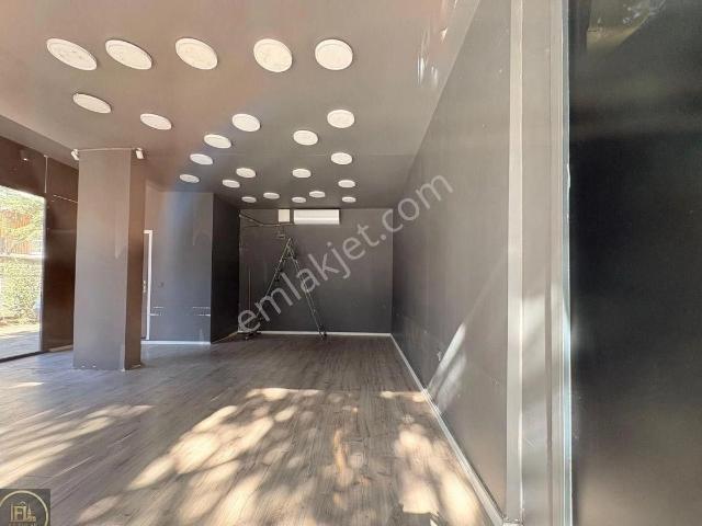 F l Emlaktan Bulgurlu Merkezde Düz Giriş 40 M2 Mutfak Ve Wcli