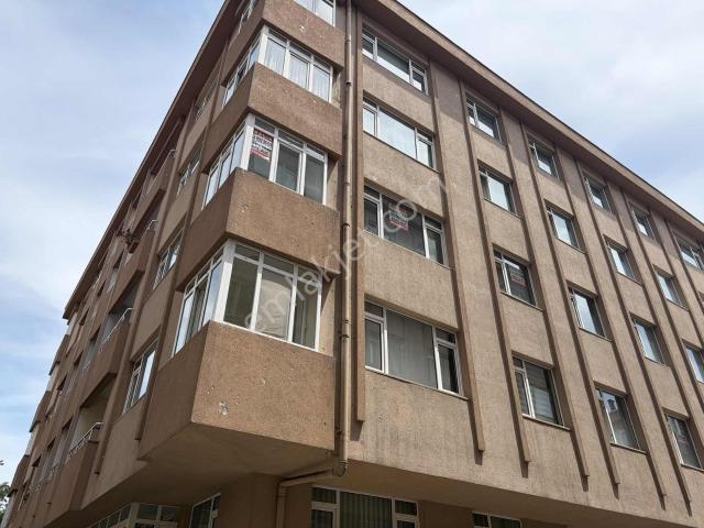 F l Emlaktan Emaar Avm Libadiye Yakını 3+1 Elit Sitede Önü Açık