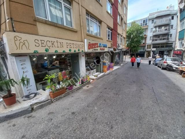 F l Emlaktan Üsküdar Fıstık Ağacında 2+1 Düz Giriş Daire