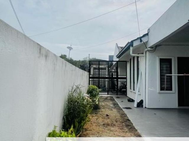 [F.Loan I Renovated & Extended] 1 Sty Semi D, Bandar Rinching Semenyih