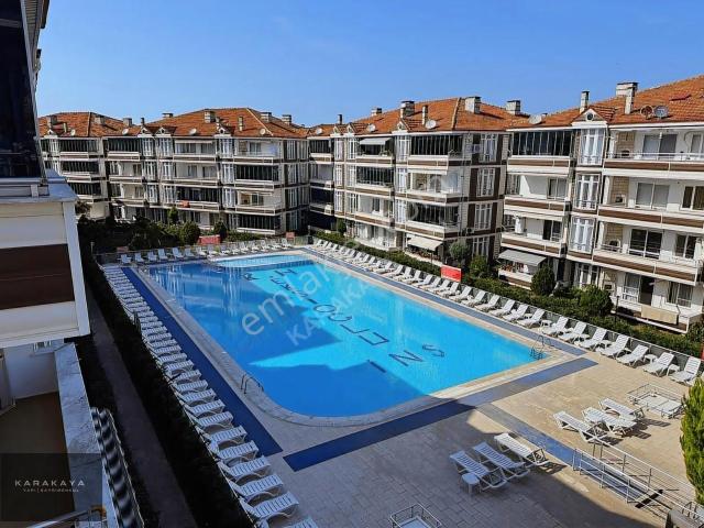 fırsat 2+1 Çift Havuzlu Sahile 200 M Eşyalı Yazlık Daire