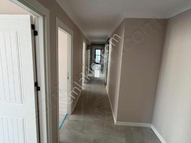Fırsat! Bahçelievlerde Cadde Üzeri Konum Lüx 3+1 Sıfır Daire