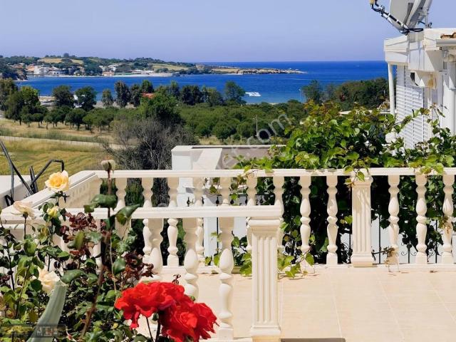Fırsat! Deniz Manzaralı 4+1 Havuzlu Villa