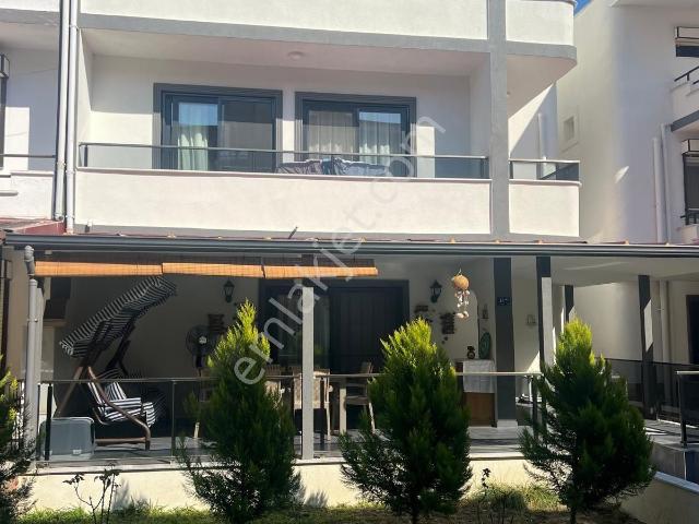 Fırsat Fiyat Düştü Kuşadası Güzelçamlı Da Denize 50 Metre Satılık Villa