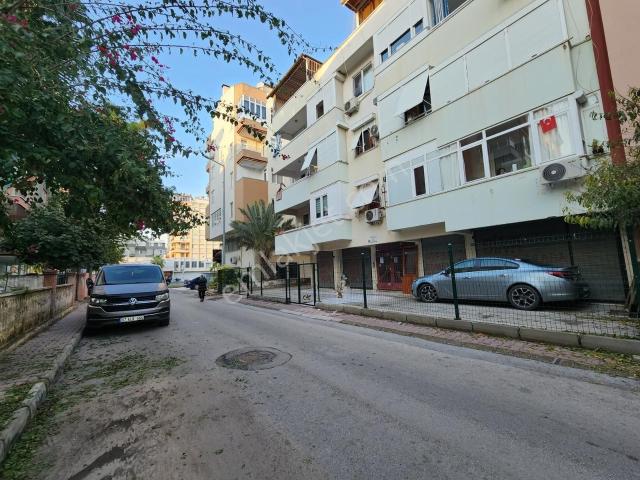 Fırsat ! Muratpaşa'da Satılık 132 M2 Düz Giriş 2 Dükkan Birlikte