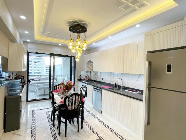 Fıstıklık'ta Arakat Yerden Istmalı Ebeveyn Banyolu Lüx 3+1 Daire