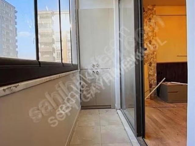 Fıstıklık'ta Cadde Üzeri Arakat Masrafsız Satılık 3.5+1 Daire