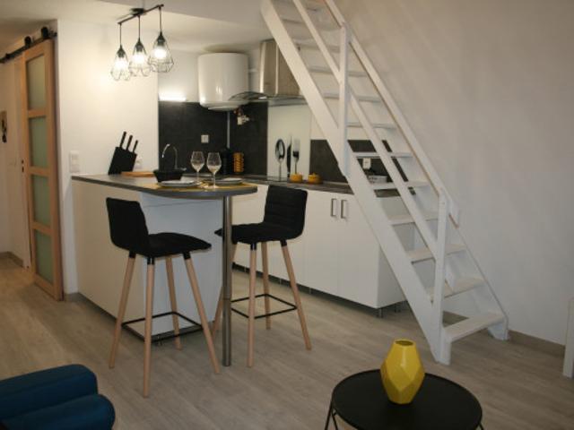 F STUDIO MEZZANINE T2 MEUBLE CENTRE VILLE