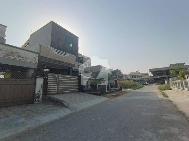 F 15/1 House Sized 600 Square Yards