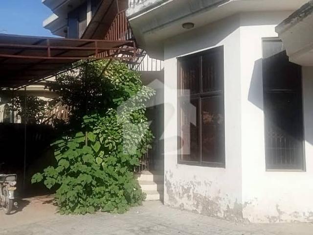 F 10/1 House For Sale Size 511 Square Yard Margalla Face Buck Open