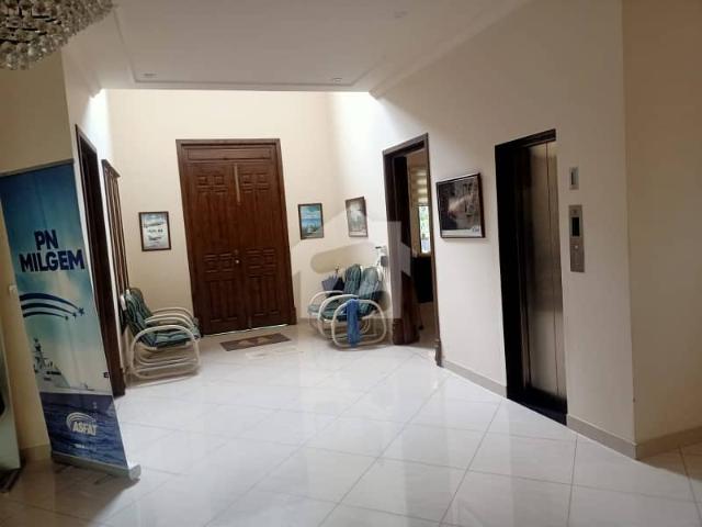 F 10 House Available 61*100 678 Square Yards Close And Street