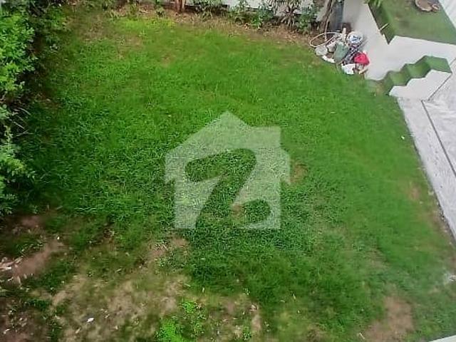 F 10 House For Rent On Prime Location Near To Main Road