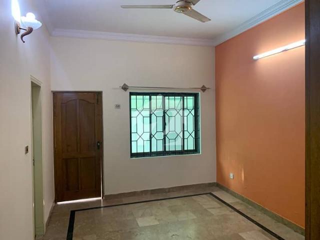 F 10 1 Duplex House 511 Squired Yard