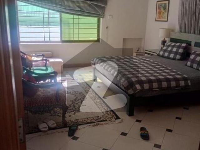 F 10 3 Storey House 7 Bedroom Attach Bath Tile Flooring 6 Car Parking, F 10