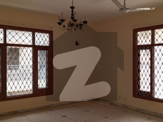 F 11/3 500 Yards Single Unit House, 5 Bedrooms, Rent F 11