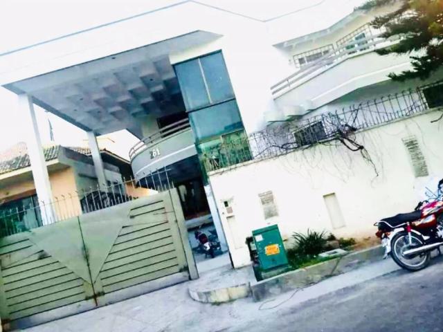 F 11/3 Triple Unit Full House 666/Yrds Double Gate Islamabad F 11 ID 69627