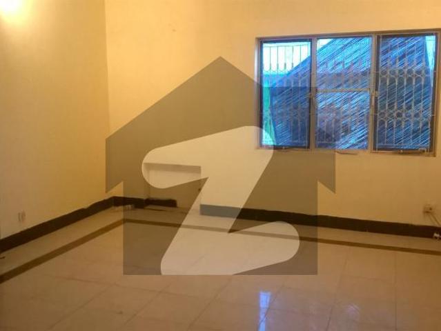 F 11/2 30x70 House For Sale F 11/2