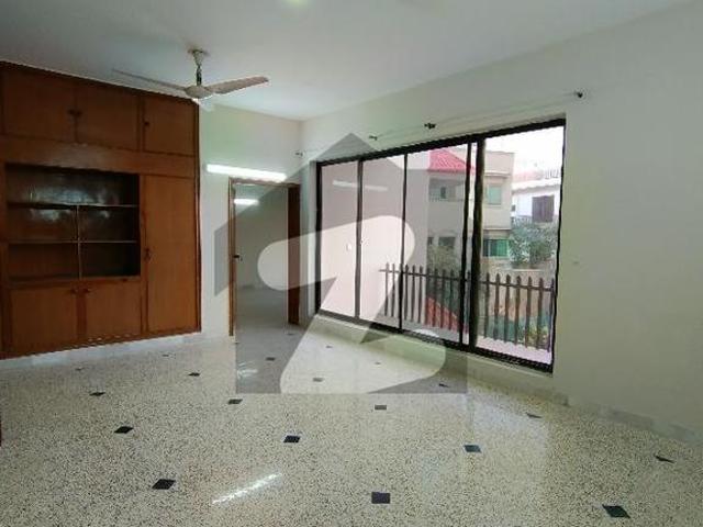F 11 Mind Blowing Location What A Outstanding 2 Story Full House 6Beds F 11