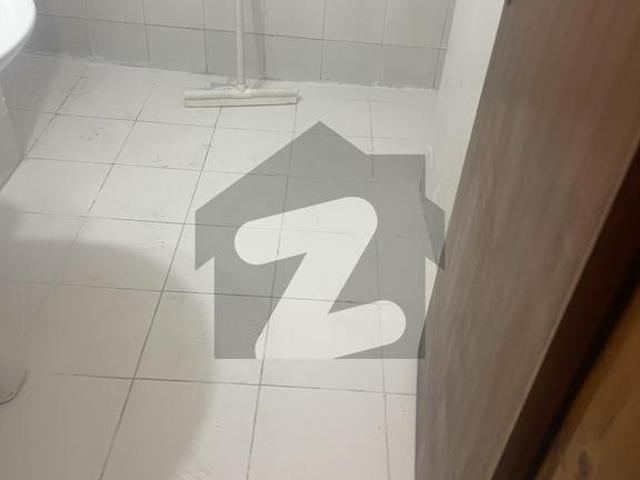 F 11 Abu Dhabi tower 1 bed room Fully furnished available for rent F 11 Markaz