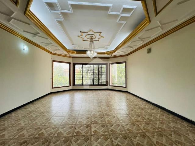 F 11 Abu Dude Tower 2 Bed Ddd Tv Lounge And Attached Servant Quarter Brand New Ac Instal More Details Contact Details M Naqib Rehman