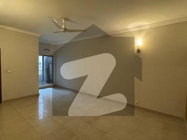 F 11 Beautiful ground floor flat for Rent F 11