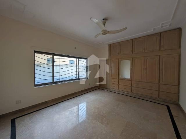 F 11 Double Unit House Proper Double Unit With 2 Kitchens, Marble Flooring, And 6 Spacious Bedrooms Available For Rent