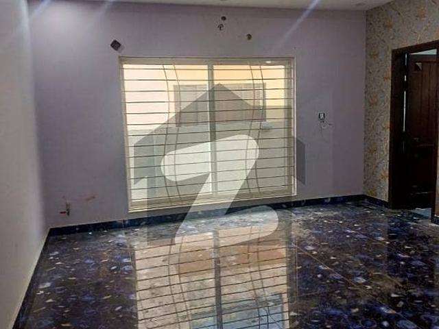 F 11 House Available For Rent