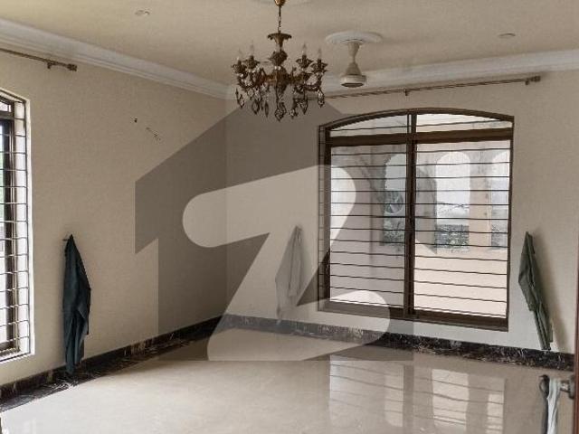 F 11 House Available For Rent F 11
