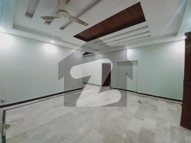 F 11 Triple Storey Size 1 Kanal 9bed 3 Kitchen F 11