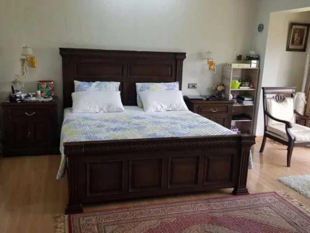 F 11, 6 bed, G+BM with 5 kanal Extra land for Rent. Islamabad F 11 ID 58271