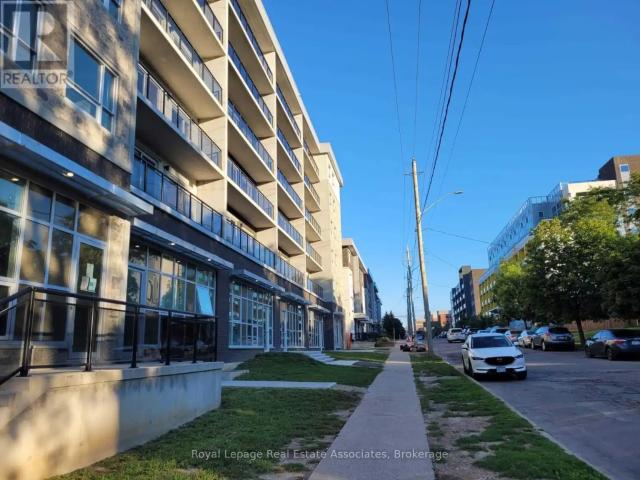 F 306 275 LARCH STREET