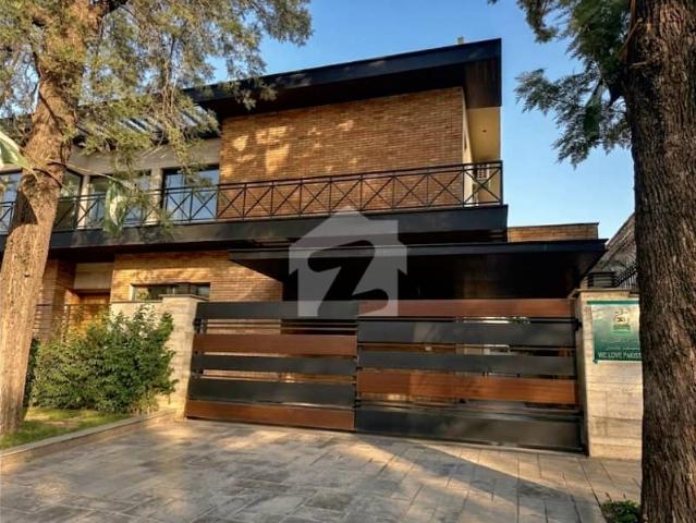 F 6/3 Islamabad Luxury House For Rent 5 Bed 5 Bath