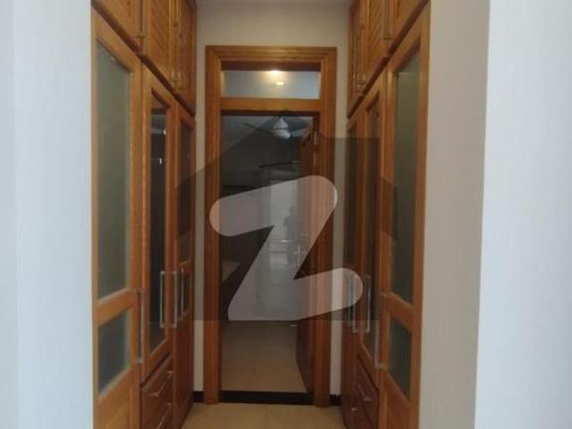 F 6, Ack Side House Duplex 4 Beds Each F 6