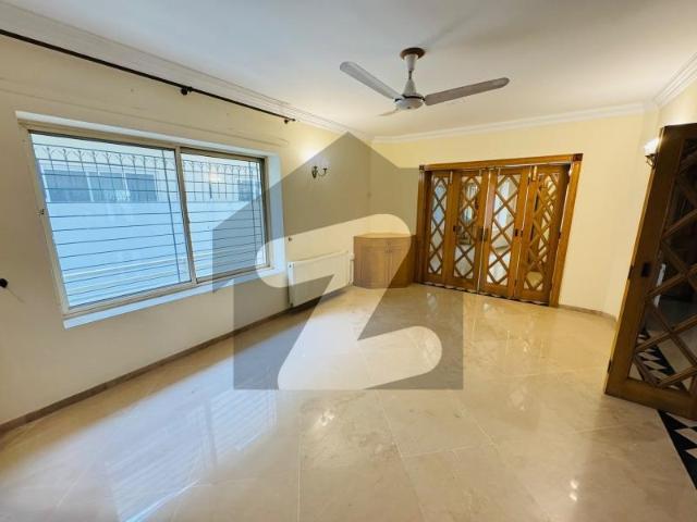 F 6 Beautiful House For Rent F 6