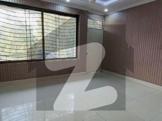 F 6 Beautiful House For Rent F 6