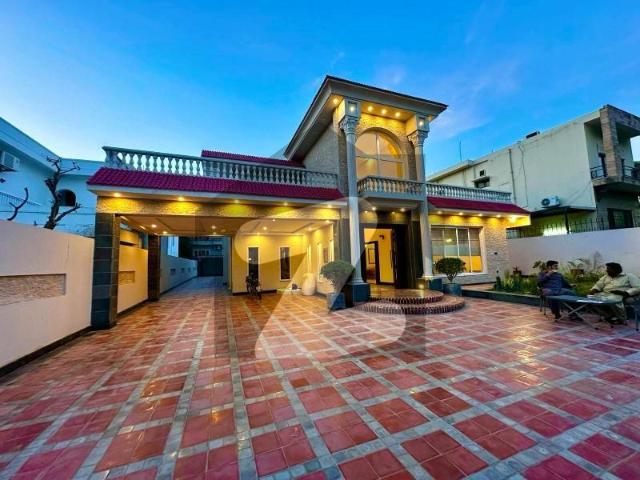 F 6 House Available For Rent F 6