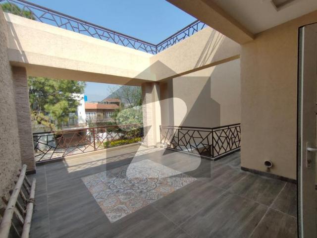 F 6 Newly Renovated House Available For Rent. F 6
