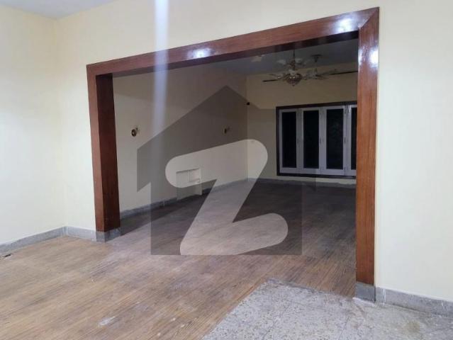 F 6 Prime Location Front Back Open House Is For SALE F 6