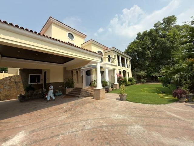 F 6 Triple Storey 7beds Fully Luxury House Available For Rent
