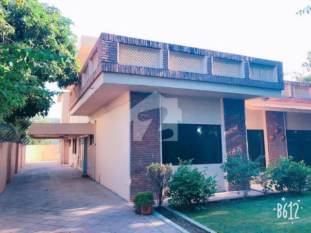 F 7/2 House For Sale