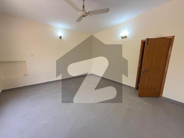 F 7 600 Yards 4 Bedroom House For Rent F 7
