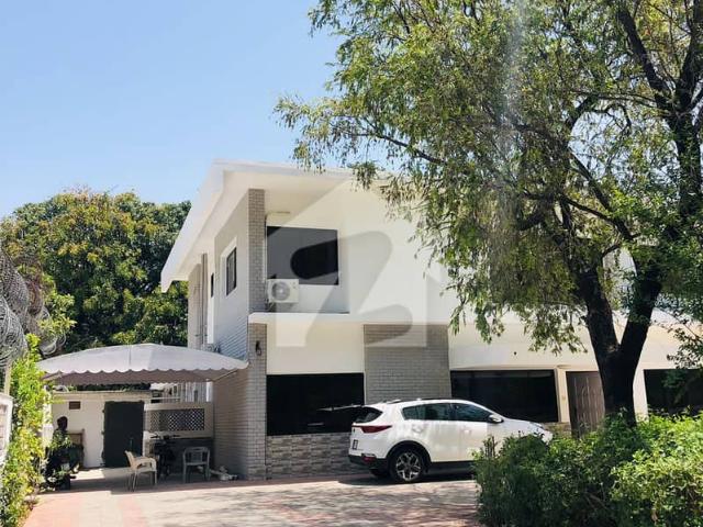 F 7 End Corner House For Sale With Extra Land